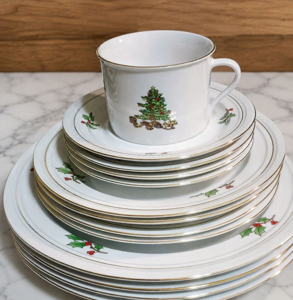 13pcs Plates Vintage Christmas Dishes Plates Bowls Set Holiday Hostess